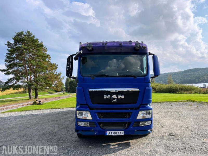 2010 MAN TGX 26.440 6x2 Skapbil | Thermo King TS-600E aggregat | Zepro bakløft - Camion fourgon: photos 2 2010 MAN TGX 26.440 6x2 Skapbil | Thermo King TS-600E aggregat | Zepro bakløft - Camion fourgon: photos 2