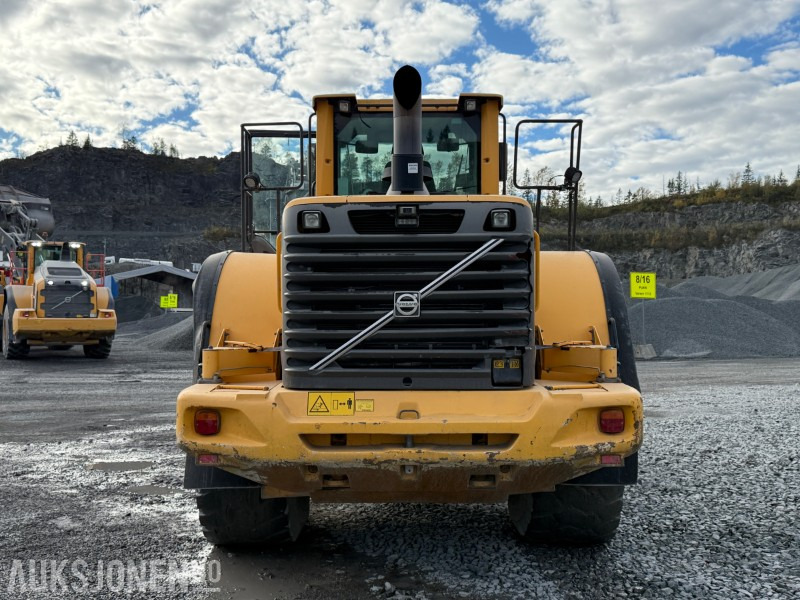 2010 Volvo L180F hjullaster med skuffe / Spakstyring - Chargeuse sur pneus: photos 4 2010 Volvo L180F hjullaster med skuffe / Spakstyring - Chargeuse sur pneus: photos 4