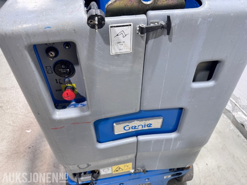 2011 Genie GRC-12 - 5,5m mastelift - Nacelle: photos 5 2011 Genie GRC-12 - 5,5m mastelift - Nacelle: photos 5
