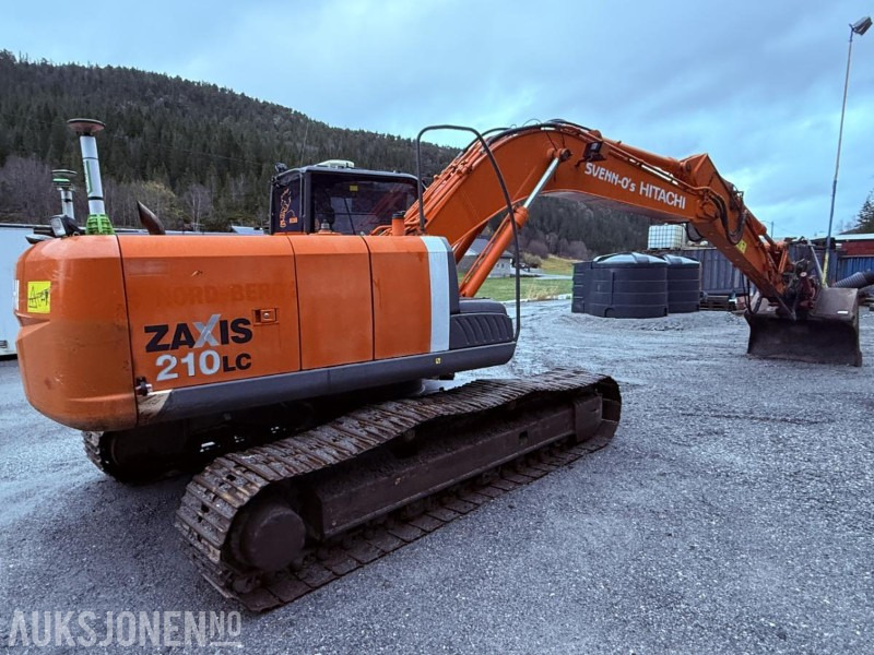 2011 Hitachi ZX210 LC-3 beltegraver KUN 8475 timer - GPS, RT80 Rotortilt, Sentralsmøring - Pelle: photos 4 2011 Hitachi ZX210 LC-3 beltegraver KUN 8475 timer - GPS, RT80 Rotortilt, Sentralsmøring - Pelle: photos 4