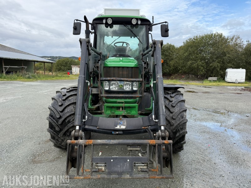 2011 John Deere 6230 Premium 40 km - Tracteur agricole: photos 2 2011 John Deere 6230 Premium 40 km - Tracteur agricole: photos 2