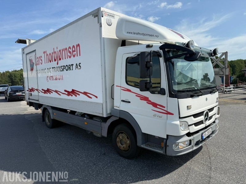 2011 Mercedes-Benz 818L Skapbil m/ støtpute - Camion fourgon: photos 3 2011 Mercedes-Benz 818L Skapbil m/ støtpute - Camion fourgon: photos 3