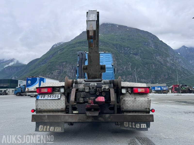 2011 Volvo FH 13 - 540 - Krokbil - Brøyterigget - Fjernstyrt JOAB krokløft - S90 sandstrøere - Camion ampliroll: photos 5 2011 Volvo FH 13 - 540 - Krokbil - Brøyterigget - Fjernstyrt JOAB krokløft - S90 sandstrøere - Camion ampliroll: photos 5