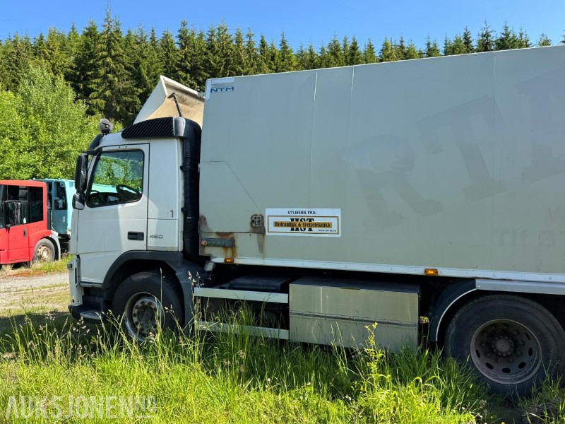 2011 Volvo FM6X2 komprimatorbil med kran / EU-godkjent - Benne à ordures ménagères: photos 2 2011 Volvo FM6X2 komprimatorbil med kran / EU-godkjent - Benne à ordures ménagères: photos 2