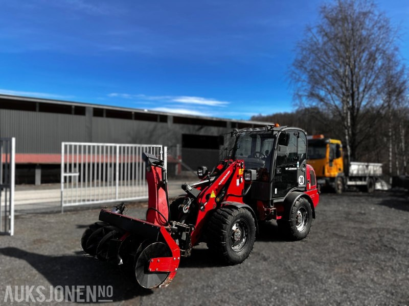 2011 Weidemann WM 2070 CX 80 hjullaster med utstyr - Chargeuse sur pneus: photos 1 2011 Weidemann WM 2070 CX 80 hjullaster med utstyr - Chargeuse sur pneus: photos 1