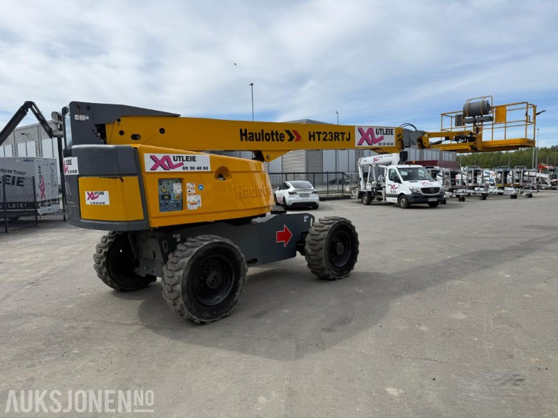 2014 Haulotte HT23RTJ BOMLIFT - SERVICEHISTORIKK. - Nacelle: photos 4 2014 Haulotte HT23RTJ BOMLIFT - SERVICEHISTORIKK. - Nacelle: photos 4