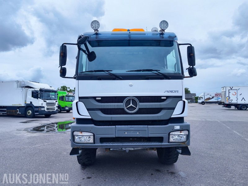 2014 Mercedes-Benz AXOR 1829 PLANBIL MED KRAN 14TM HIAB XS 144 HIPRO - Camion grue: photos 4 2014 Mercedes-Benz AXOR 1829 PLANBIL MED KRAN 14TM HIAB XS 144 HIPRO - Camion grue: photos 4