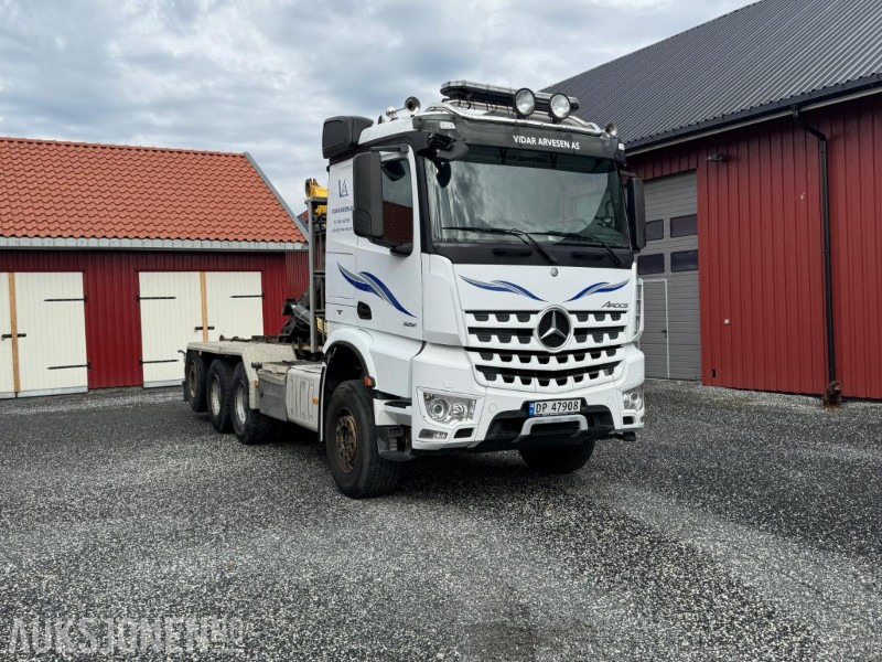 2014 Mercedes-Benz Arocs 32518x4 krokbil med Palfinger T20A knekkbar krokarm 326148km - Camion ampliroll: photos 2 2014 Mercedes-Benz Arocs 32518x4 krokbil med Palfinger T20A knekkbar krokarm 326148km - Camion ampliroll: photos 2