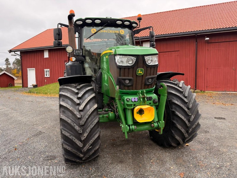 2016 John Deere 6155R– 6745 t – Storservice + nye deler – Pen og velholdt traktor! - Tracteur agricole: photos 5 2016 John Deere 6155R– 6745 t – Storservice + nye deler – Pen og velholdt traktor! - Tracteur agricole: photos 5