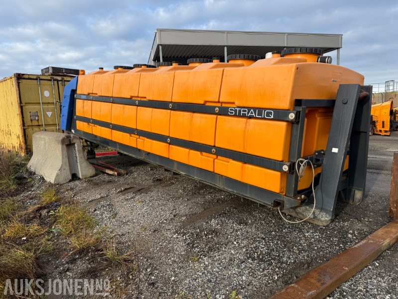 2016 SCHMIDT STRALIQ SALTSPREDER PÅ KROKRAMME. - Matériel de chantier: photos 5 2016 SCHMIDT STRALIQ SALTSPREDER PÅ KROKRAMME. - Matériel de chantier: photos 5