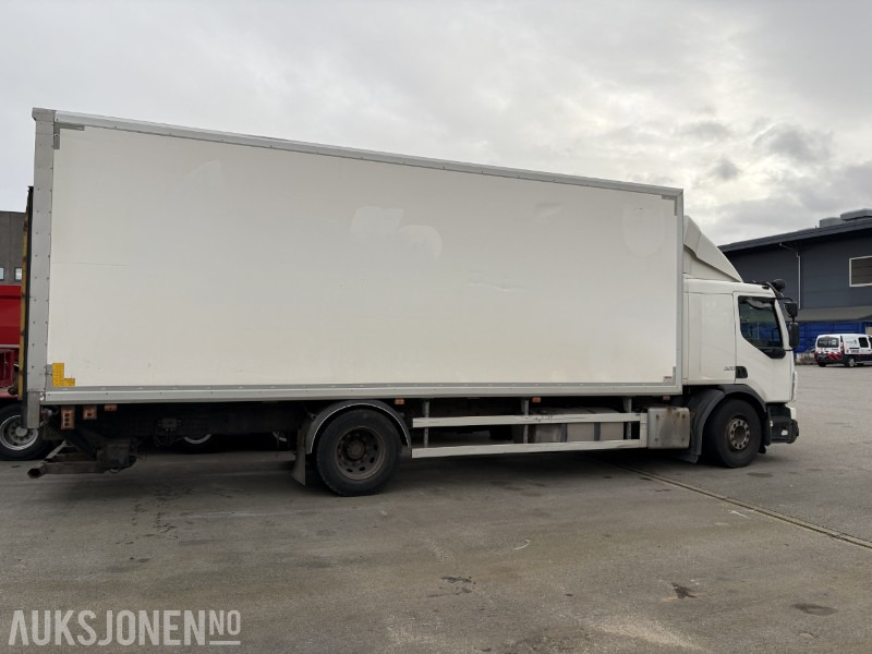 2016 VOLVO FE 320 4X2. SKAPBIL. EU-GODKJENT 05.25. FULL SIDEÅPNING. ZEPRO LØFTELEM. EURO6. REPOBJEKT - Camion fourgon: photos 4 2016 VOLVO FE 320 4X2. SKAPBIL. EU-GODKJENT 05.25. FULL SIDEÅPNING. ZEPRO LØFTELEM. EURO6. REPOBJEKT - Camion fourgon: photos 4