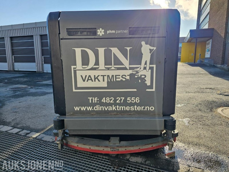 2017 Kärcher B300 RID dieseldrevet gulvvaskaskin med tippfunksjon for tømming - Matériel de chantier: photos 5 2017 Kärcher B300 RID dieseldrevet gulvvaskaskin med tippfunksjon for tømming - Matériel de chantier: photos 5