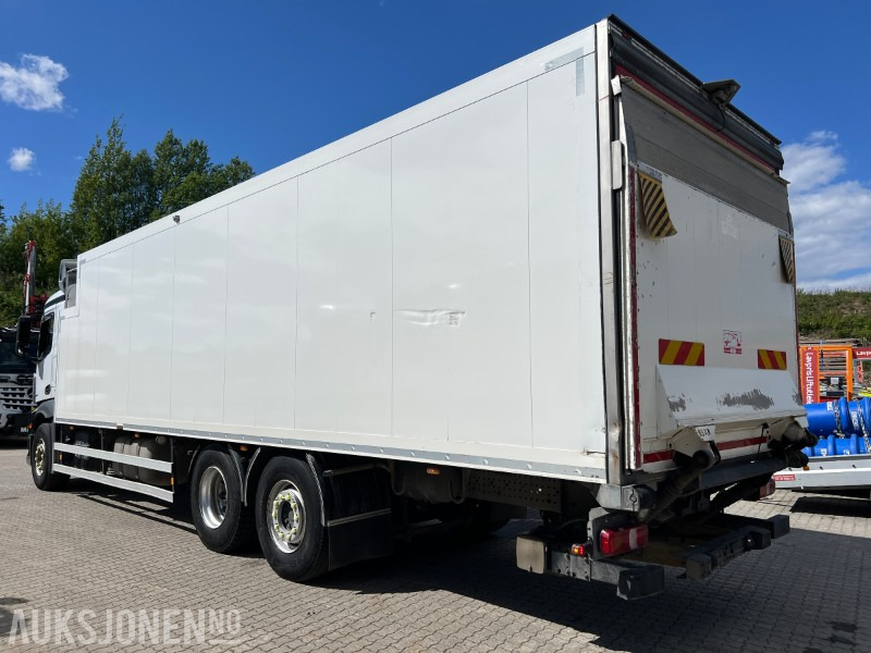 2018 Mercedes-Benz Antos 2545 skapbil med kjøleaggregat, baklem, lav km, DAB, Automat - Camion fourgon: photos 3 2018 Mercedes-Benz Antos 2545 skapbil med kjøleaggregat, baklem, lav km, DAB, Automat - Camion fourgon: photos 3
