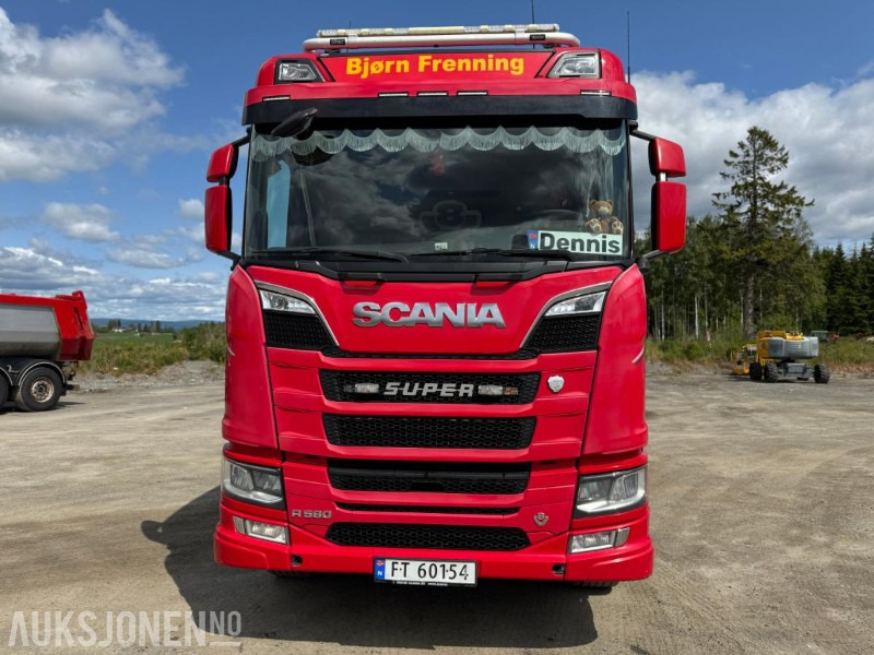 2018 Scania R580 GODT UTSTYRT TIPPBIL MED 3 AKSLET HENGER - Camion benne: photos 3 2018 Scania R580 GODT UTSTYRT TIPPBIL MED 3 AKSLET HENGER - Camion benne: photos 3