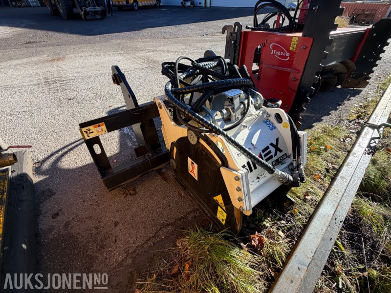 2018 Simex PL 4520 Asfaltfres med hjullaster festeramme - Matériel de chantier: photos 4 2018 Simex PL 4520 Asfaltfres med hjullaster festeramme - Matériel de chantier: photos 4