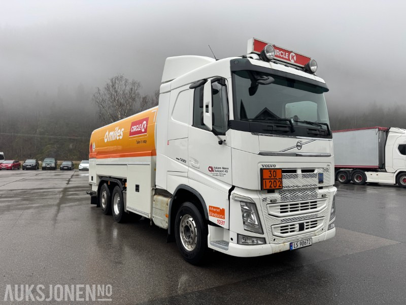 2018 Volvo FH500 - Tankbil - HMK Bilcon tankpåbygg, 18 m³, 4 kammer - Helluft - Camion citerne: photos 3 2018 Volvo FH500 - Tankbil - HMK Bilcon tankpåbygg, 18 m³, 4 kammer - Helluft - Camion citerne: photos 3