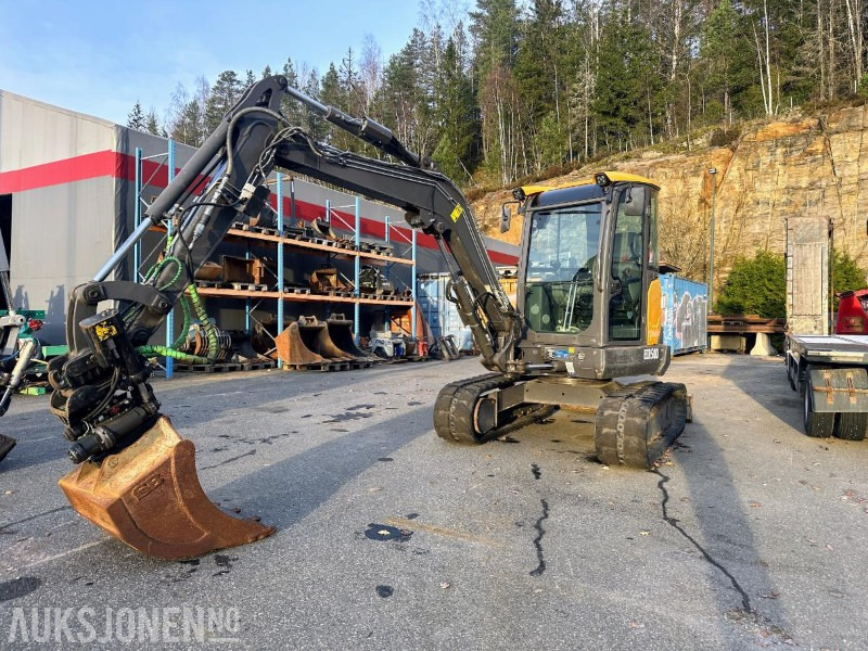2019 VOLVO ECR50D MINIGRAVER 5 TONN STEELWRIST TILTROTATOR S40 1945 TIMER - Mini pelle: photos 1 2019 VOLVO ECR50D MINIGRAVER 5 TONN STEELWRIST TILTROTATOR S40 1945 TIMER - Mini pelle: photos 1