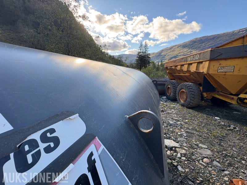 Matériel de chantier 2021 Fuel Proof 4500 liter dobbelvegget dieseltank med pumpeanlegg: photos 10