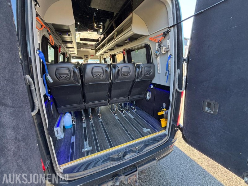 2021 MERCEDES-BENZ SPRINTER ILE AUTOMOTIVE 519 3.0 V6 DIESEL 16+1SETER. AUTOMAT. WEBASTO. HENGERFESTE - Minibus, Transport de personnes: photos 5 2021 MERCEDES-BENZ SPRINTER ILE AUTOMOTIVE 519 3.0 V6 DIESEL 16+1SETER. AUTOMAT. WEBASTO. HENGERFESTE - Minibus, Transport de personnes: photos 5