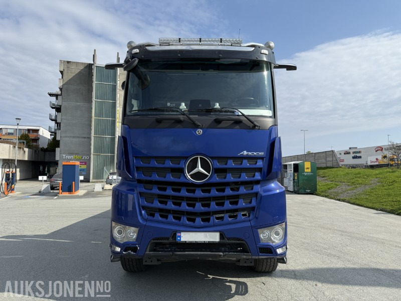 2021 Mercedes-Benz Arocs 3263 8x4 tridem tippbil - Camion benne: photos 2 2021 Mercedes-Benz Arocs 3263 8x4 tridem tippbil - Camion benne: photos 2