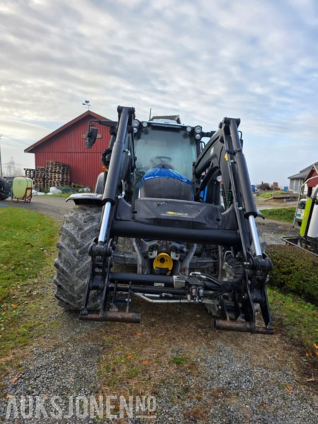 2021 Valtra N174 med lesseapparat - Tracteur agricole: photos 3 2021 Valtra N174 med lesseapparat - Tracteur agricole: photos 3