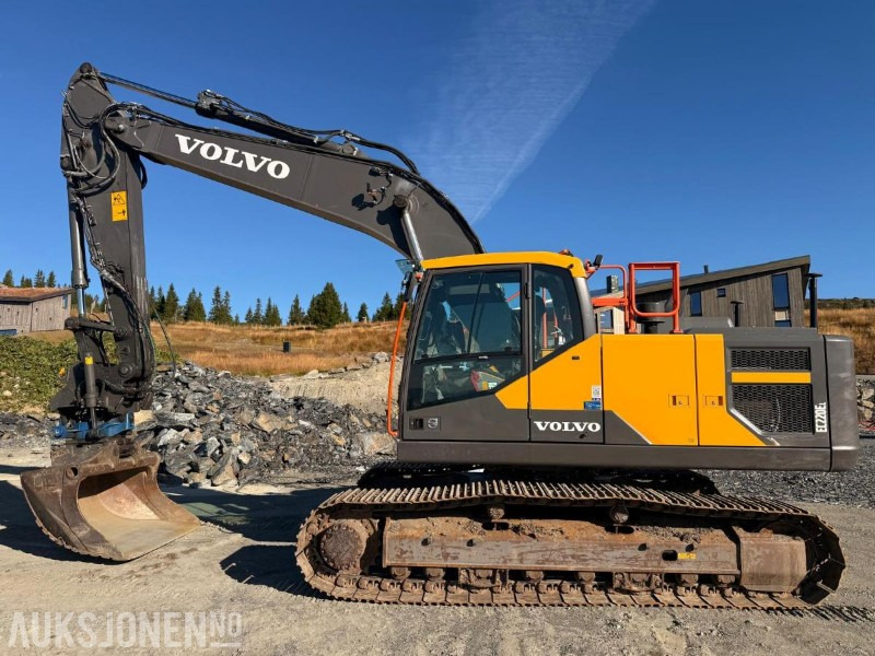 2022 Volvo EC220EL BELTEGRAVER ROTOTILT SERVICEHISTORIKK - Pelle: photos 1 2022 Volvo EC220EL BELTEGRAVER ROTOTILT SERVICEHISTORIKK - Pelle: photos 1