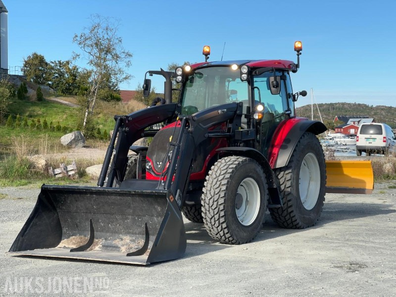 2023 Valtra A95 - Mye utstyr, lite brukt - Tracteur agricole: photos 1 2023 Valtra A95 - Mye utstyr, lite brukt - Tracteur agricole: photos 1
