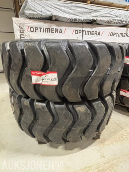 4 nye 23.5-25 dekk - Anleggsdekk - Matériel de chantier: photos 2 4 nye 23.5-25 dekk - Anleggsdekk - Matériel de chantier: photos 2