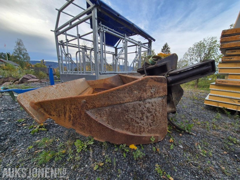 1994 Nybro Smide, hydraulisk pusseskuffe, S60 - Accessoire pour Engins de chantier: photos 2 1994 Nybro Smide, hydraulisk pusseskuffe, S60 - Accessoire pour Engins de chantier: photos 2