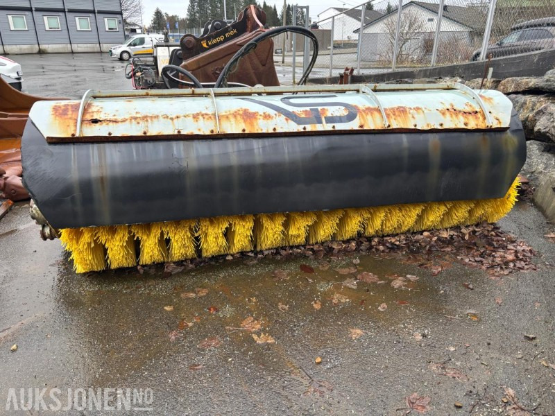 2007 HOLMS SP 2.5. VOLVO HK FESTE. FEIEKOST FOR INDUSTRIELL FEIING - Accessoire pour Engins de chantier: photos 2 2007 HOLMS SP 2.5. VOLVO HK FESTE. FEIEKOST FOR INDUSTRIELL FEIING - Accessoire pour Engins de chantier: photos 2