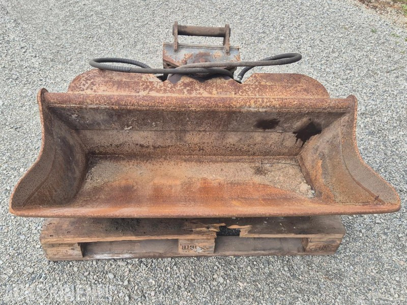 2008 SMP Pusseskuff med hydraulisk tilt, S40 - Accessoire pour Engins de chantier: photos 2 2008 SMP Pusseskuff med hydraulisk tilt, S40 - Accessoire pour Engins de chantier: photos 2