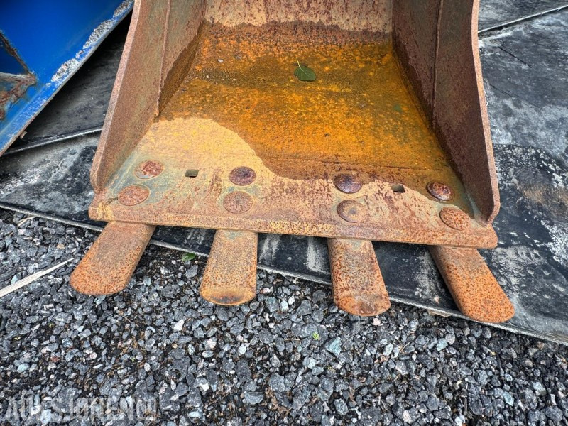 2019 SMP Graveskuffe - S30 feste - 85 L - Accessoire pour Engins de chantier: photos 2 2019 SMP Graveskuffe - S30 feste - 85 L - Accessoire pour Engins de chantier: photos 2