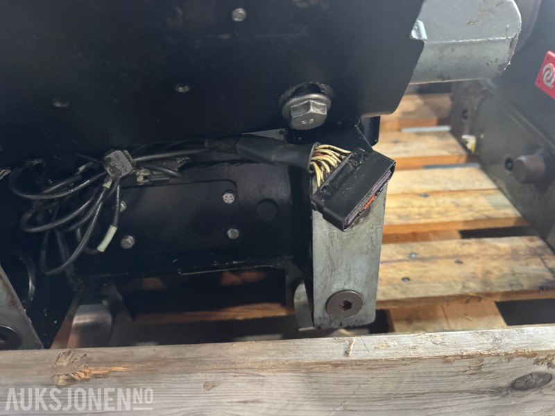 2020 NOX Tiltrotator med OilQuick Hurtigfeste S60 - Accessoire pour Engins de chantier: photos 4 2020 NOX Tiltrotator med OilQuick Hurtigfeste S60 - Accessoire pour Engins de chantier: photos 4