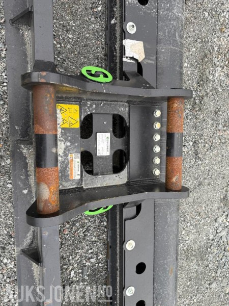 2022 - Steelwrist avrettingsbjelke - Accessoire pour Engins de chantier: photos 5 2022 - Steelwrist avrettingsbjelke - Accessoire pour Engins de chantier: photos 5
