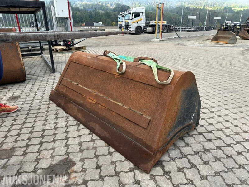 Bobcat skuffe - Accessoire pour Engins de chantier: photos 2 Bobcat skuffe - Accessoire pour Engins de chantier: photos 2