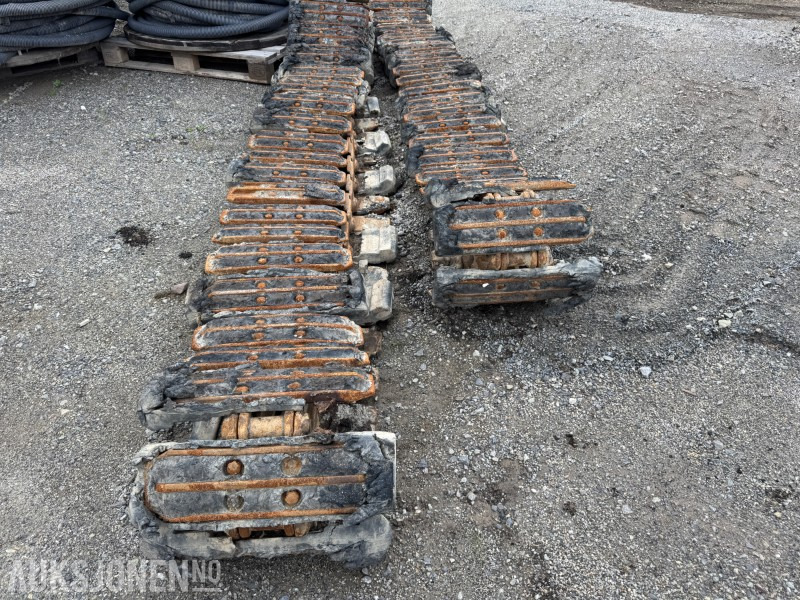 Hitachi 135 belter - Accessoire pour Engins de chantier: photos 2 Hitachi 135 belter - Accessoire pour Engins de chantier: photos 2