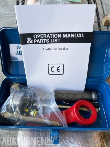 Accessoire pour Engins de chantier KM 680 s40 CE merket PIGGHAMMER 4-7 TONN MED SLANGER OG SPETT: photos 8