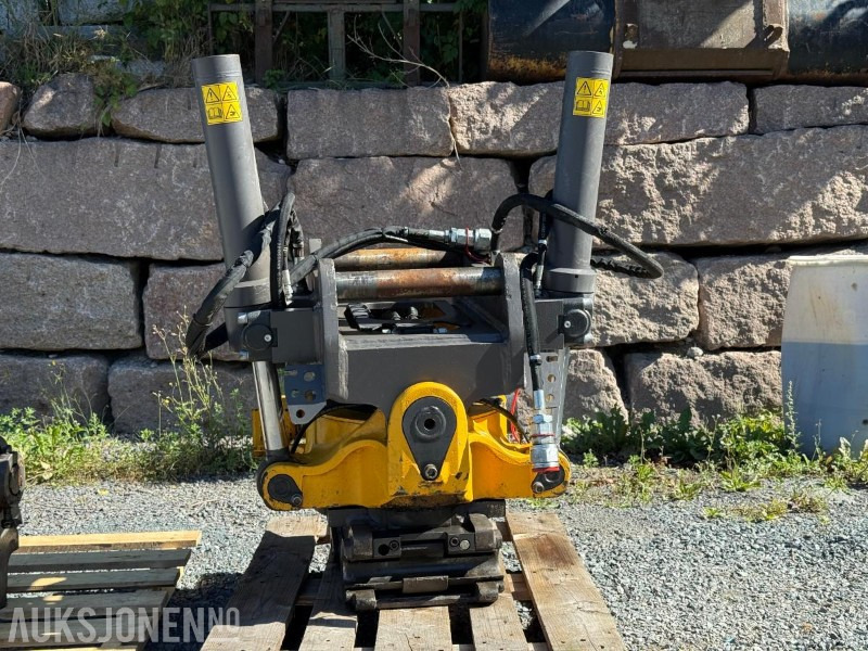 SMP ST22 Tiltrotator / Rotortilt - Accessoire pour Engins de chantier: photos 5 SMP ST22 Tiltrotator / Rotortilt - Accessoire pour Engins de chantier: photos 5