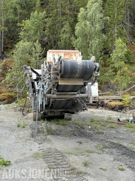 2008 Metso Lokotrack LT96 S | mobilt knuseverk | sikteverk | beltedrevet | CAT 6,6 m/lavt timetall | ny hyd.pumpe - Autre matériel: photos 5 2008 Metso Lokotrack LT96 S | mobilt knuseverk | sikteverk | beltedrevet | CAT 6,6 m/lavt timetall | ny hyd.pumpe - Autre matériel: photos 5