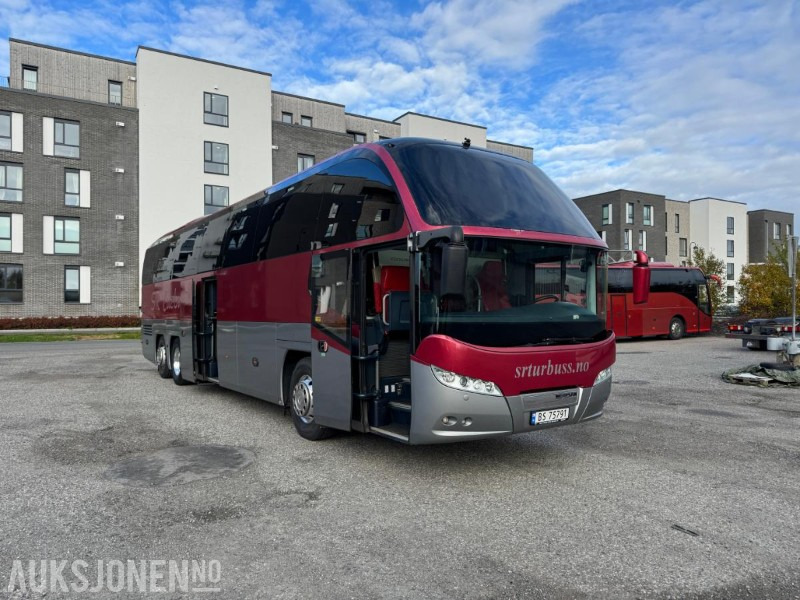 2013 MAN NEOPLAN Cityliner EEV-Nylig EU-godkjent - 53 seter - 615222km -turbuss - Bus: photos 2 2013 MAN NEOPLAN Cityliner EEV-Nylig EU-godkjent - 53 seter - 615222km -turbuss - Bus: photos 2