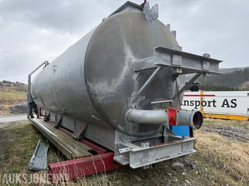 15000L Hillspridaren tank på krokramme - Camion: photos 5 15000L Hillspridaren tank på krokramme - Camion: photos 5