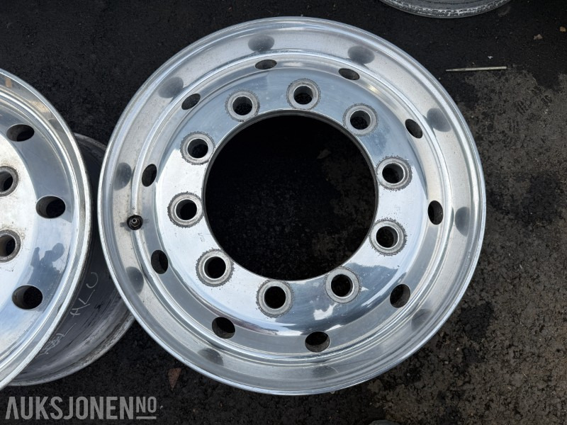 2 stk aluminiumsfelger til volvo - front - Camion: photos 5 2 stk aluminiumsfelger til volvo - front - Camion: photos 5