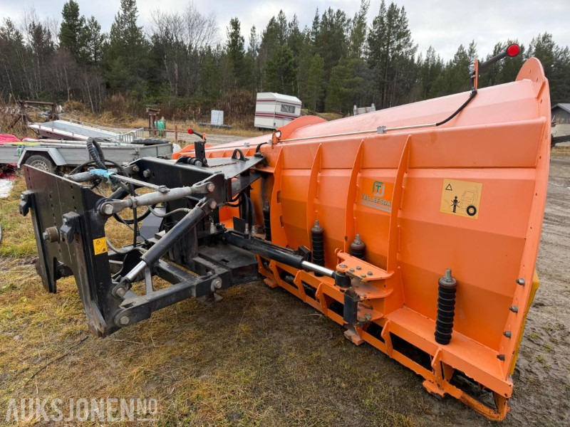 2014 Tellefsdal SL 3700 Kasteplog – Norskprodusert - Camion: photos 5 2014 Tellefsdal SL 3700 Kasteplog – Norskprodusert - Camion: photos 5