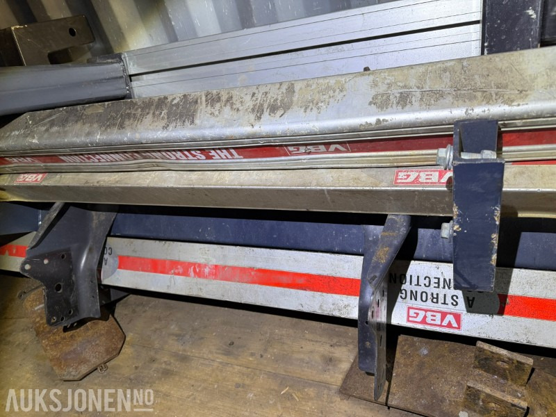 Parti ca. 15 stk underkjøringshinder- noen ubrukte - Camion: photos 5 Parti ca. 15 stk underkjøringshinder- noen ubrukte - Camion: photos 5