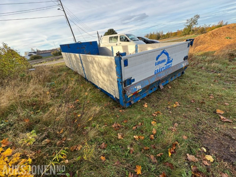 Sisu Lemflak / krokløftcontainer luftbaklem – strølem følger med - Camion: photos 4 Sisu Lemflak / krokløftcontainer luftbaklem – strølem følger med - Camion: photos 4