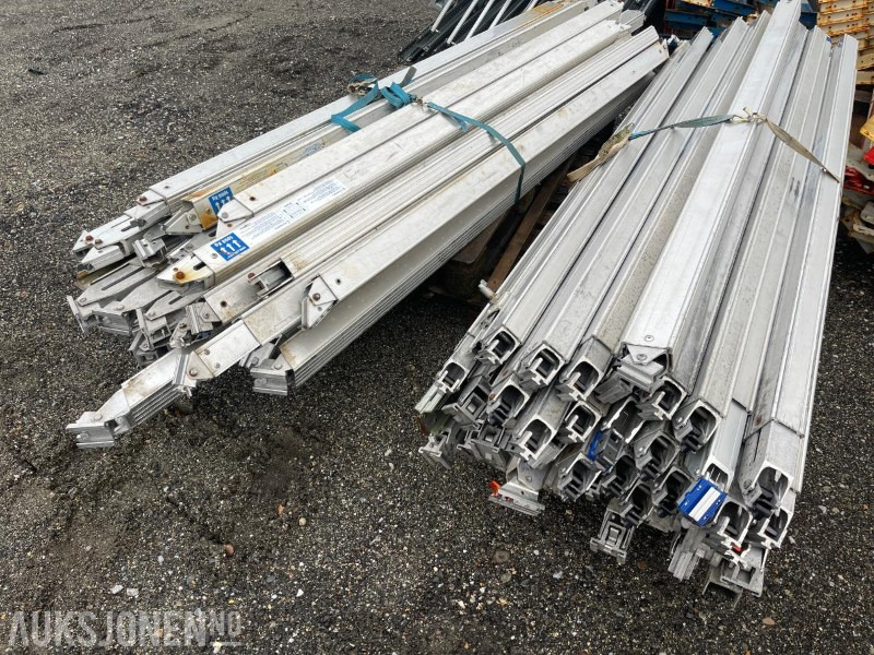 Stort antall sperrebommer til thermoskap - Camion: photos 1 Stort antall sperrebommer til thermoskap - Camion: photos 1