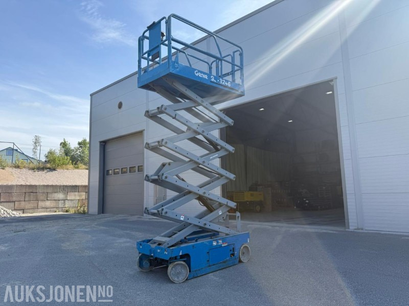 Genie GS-3246 sakselift - 639 timer. - Nacelle: photos 2 Genie GS-3246 sakselift - 639 timer. - Nacelle: photos 2