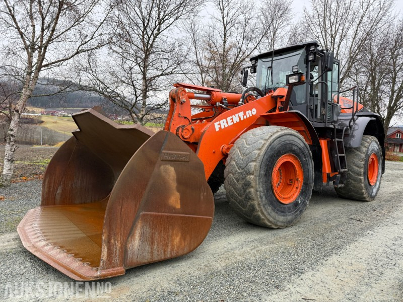 Hitachi ZW 310-6 Lite timer etter alder - kun 4242t - Pelle: photos 1 Hitachi ZW 310-6 Lite timer etter alder - kun 4242t - Pelle: photos 1