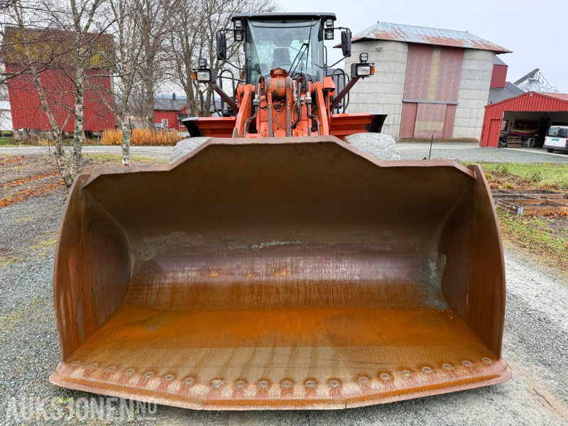 Hitachi ZW 310-6 Lite timer etter alder - kun 4242t - Pelle: photos 2 Hitachi ZW 310-6 Lite timer etter alder - kun 4242t - Pelle: photos 2