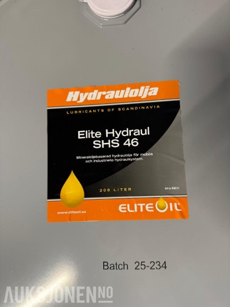 Matériel de chantier Hydraulikk olje w46 208l fat - 2stk: photos 1